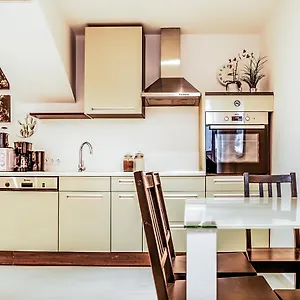  Apartament Wohnen Im Herzen Von Budget