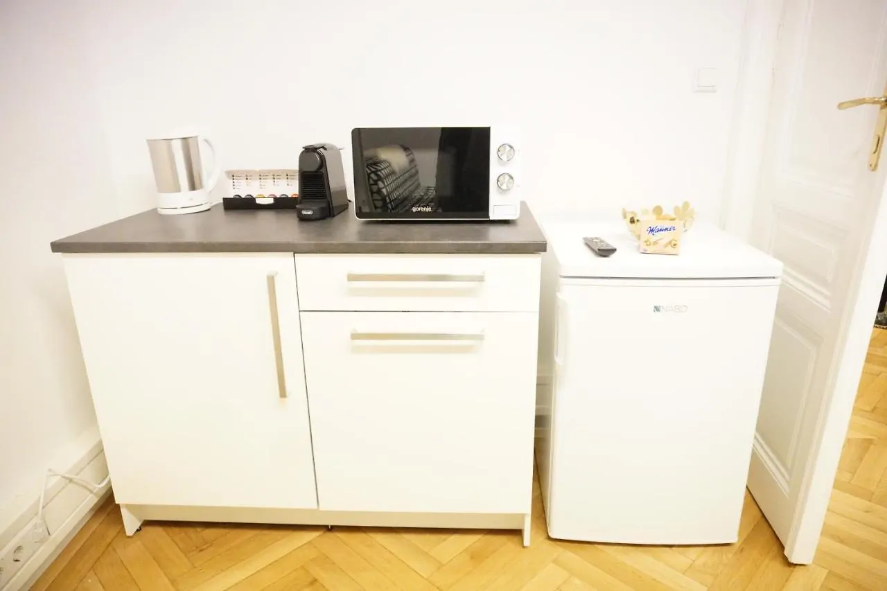 Urban City Apartment - Contactless Check-In Vienna